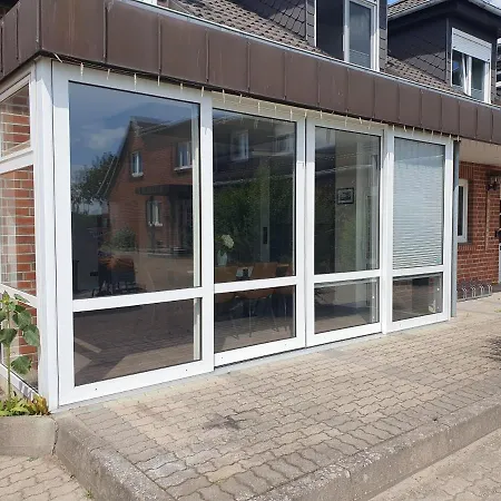 شقة Neumuehler Hof 