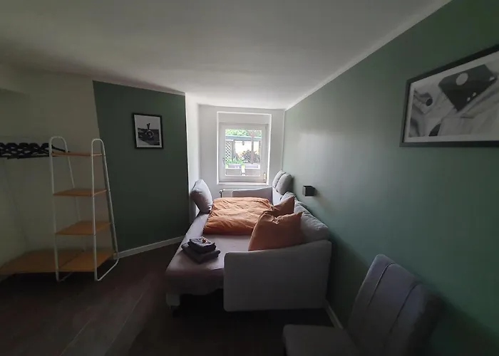 Apartment Neumuhler Hof: Spacious Family Retreat With Garden Terrace *