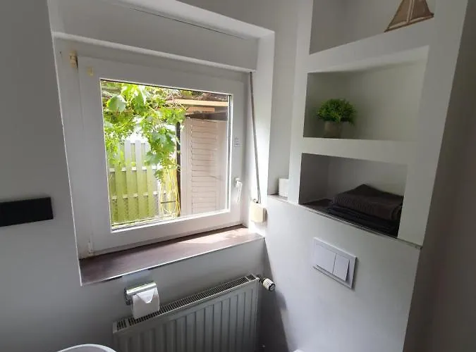 Neumuhler Hof: Spacious Family Retreat With Garden Terrace * Schwerin (Mecklenburg-Vorpommern)