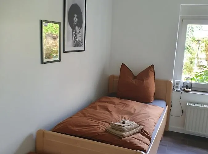 Apartment Neumuhler Hof: Spacious Family Retreat With Garden Terrace Schwerin (Mecklenburg-Vorpommern)