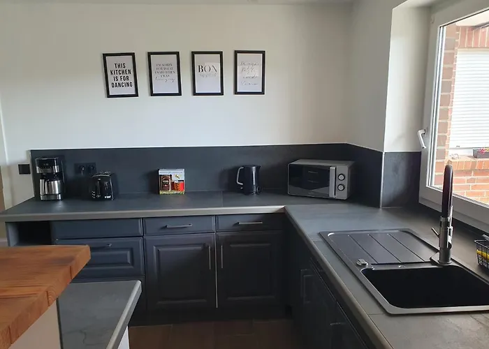 Apartment Neumuhler Hof: Spacious Family Retreat With Garden Terrace *